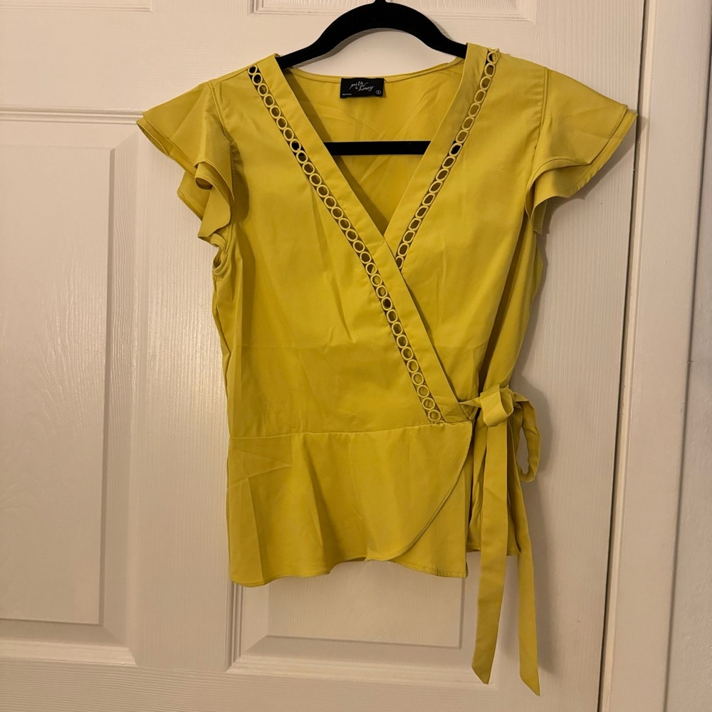 Milk & Honey Top - Size Small